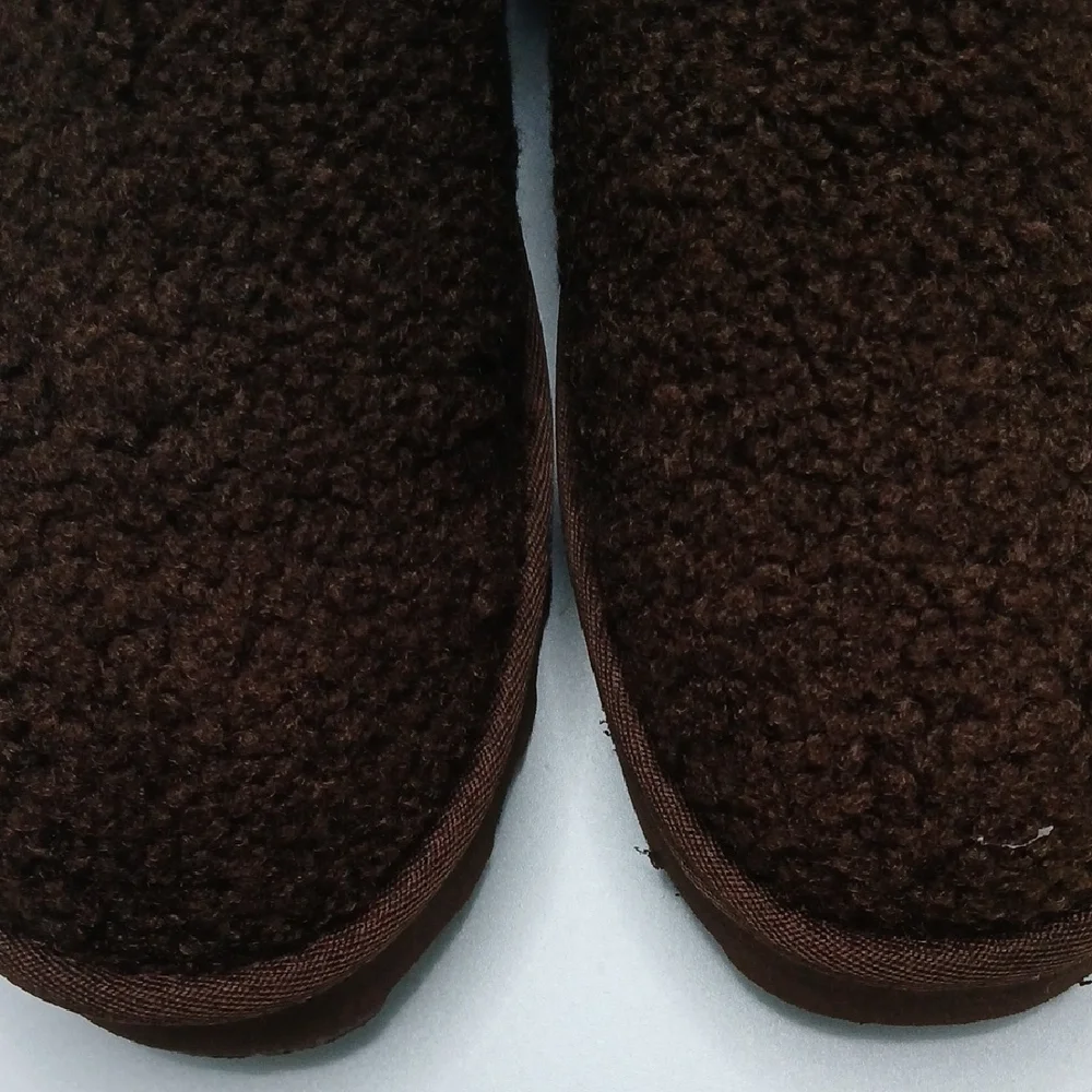 BearPaw Brown Fleece Slippers - Picture 4 of 7